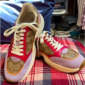 COACH SNEAKERS FG4265 SUEDE W/PURPLE, RED, GOLD SIGNATURE PATTERN SZ 9.5/40